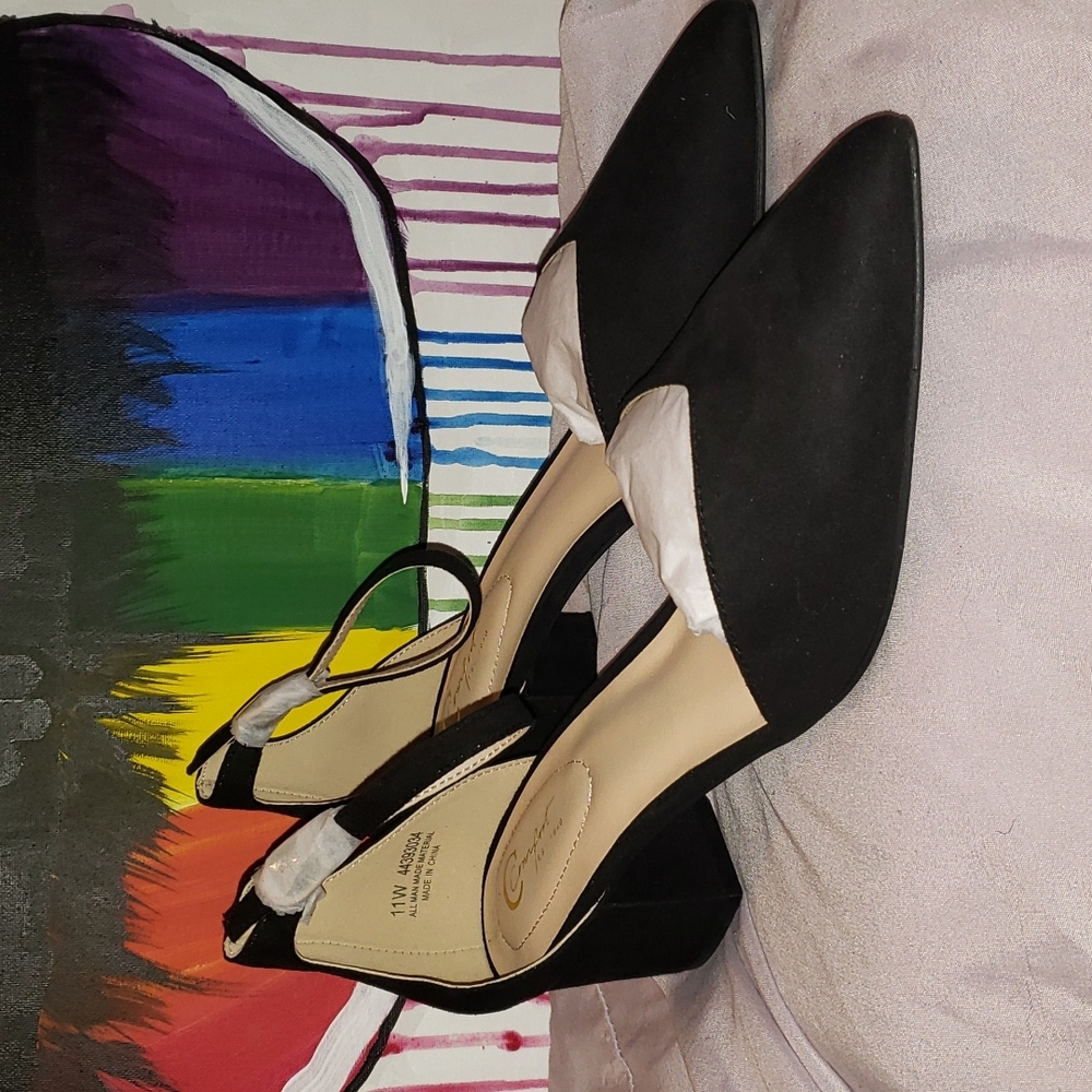 New black shoes